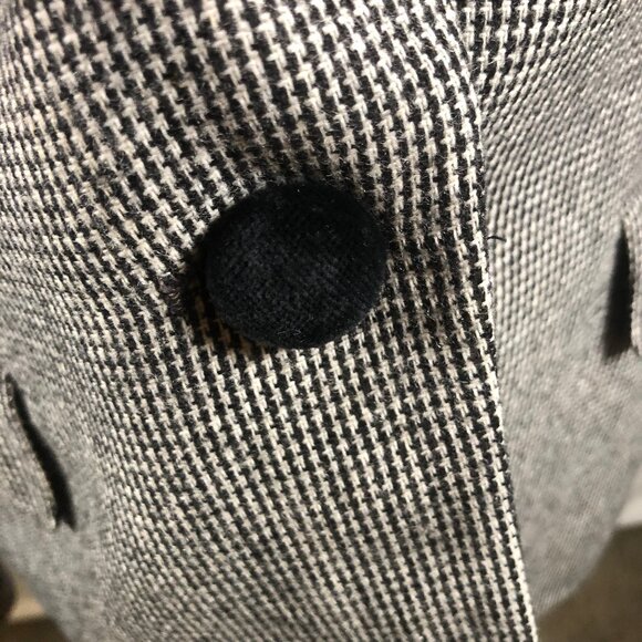 Vintage Evan-Picone Wool Blazer w/ Velvet Shawl Collar – Made in USA, Size 12 - Picture 10 of 16